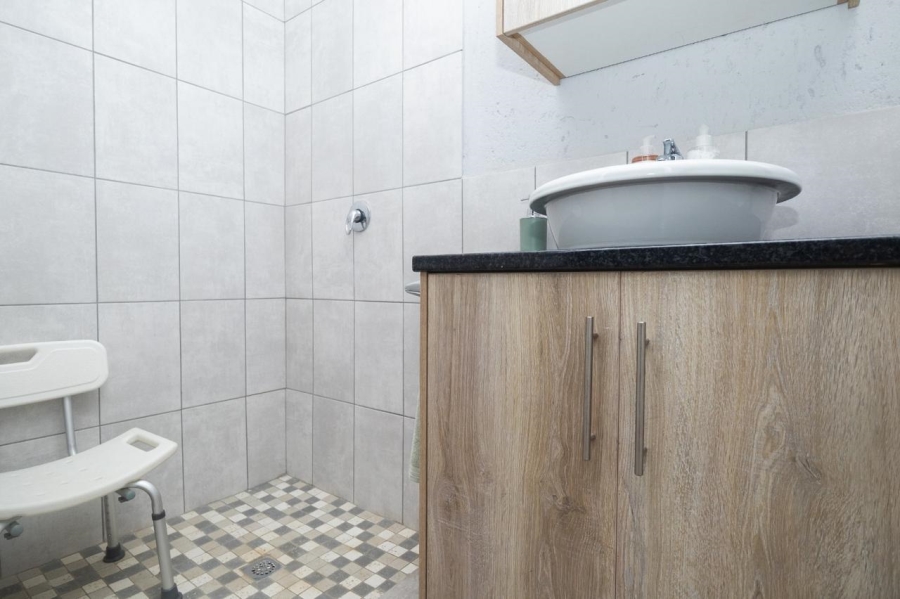1 Bedroom Property for Sale in Melodie North West